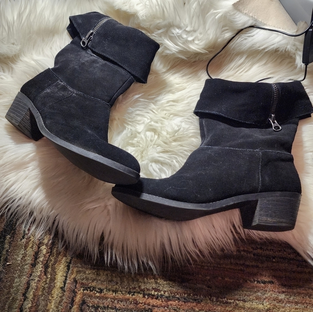 Mossimo Black Suede Fold Over Ankle Boots Size 11 Zipper Low Heel Moto Booties - Picture 16 of 16